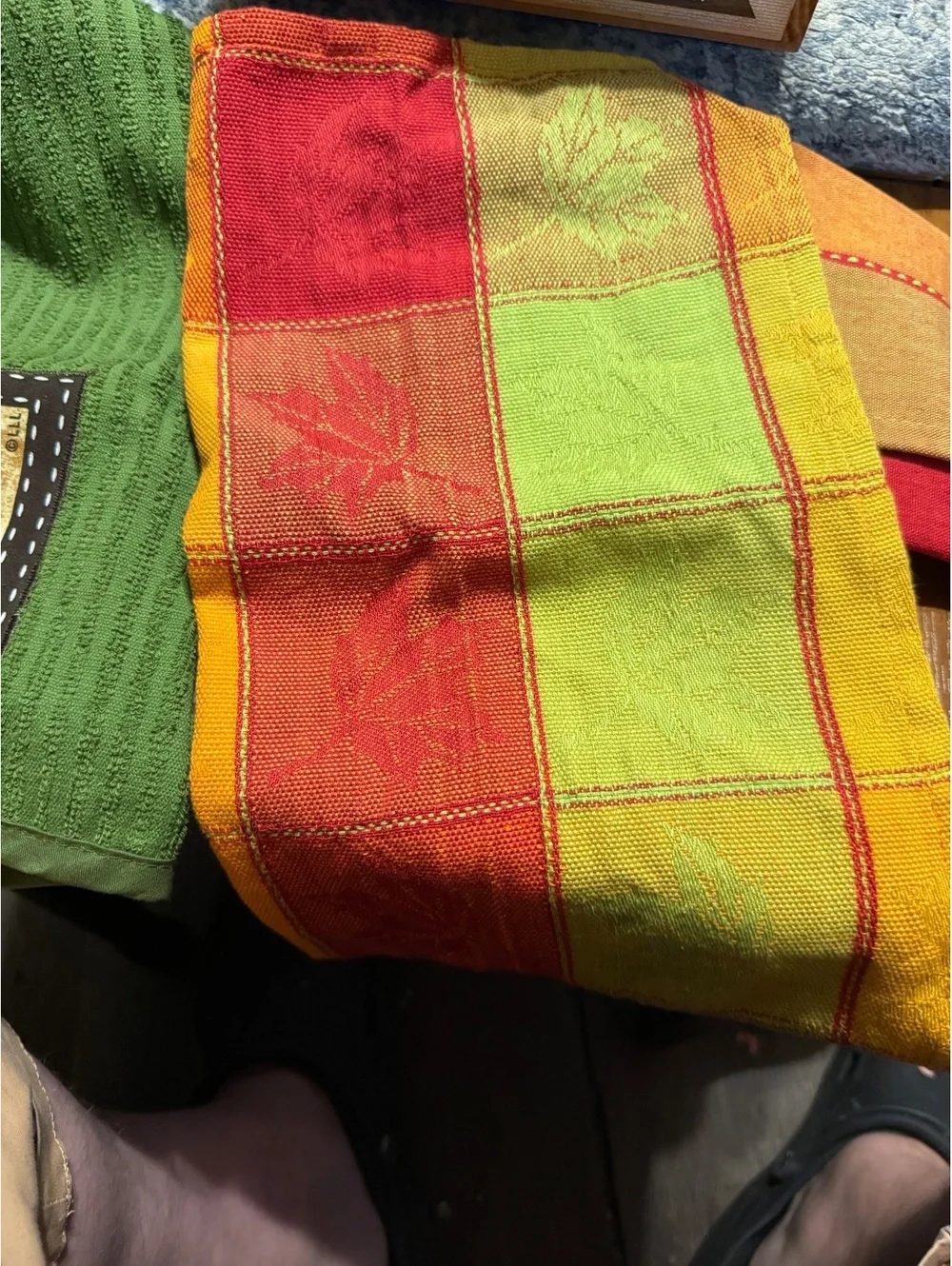 Harvest Hollow Country Store Wooden Basket with Autumn Themed Towels